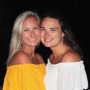 Meet your Posher, Lily